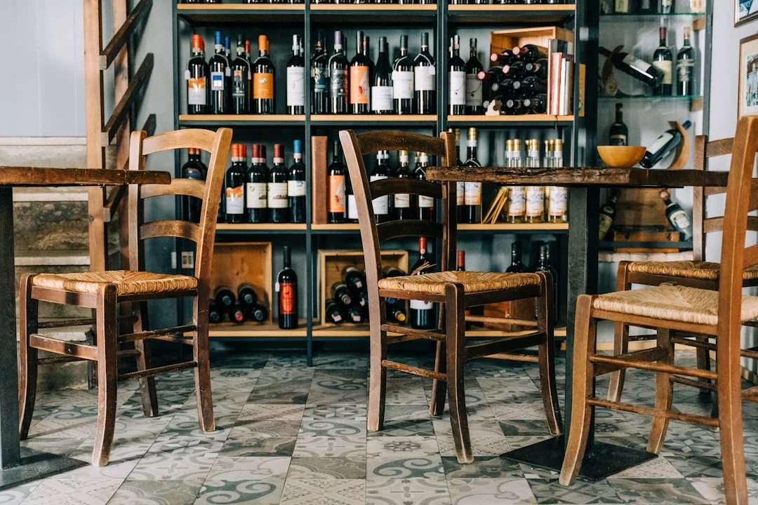 Interior de Taberna La Lonja, taberna de tapas en Valencia